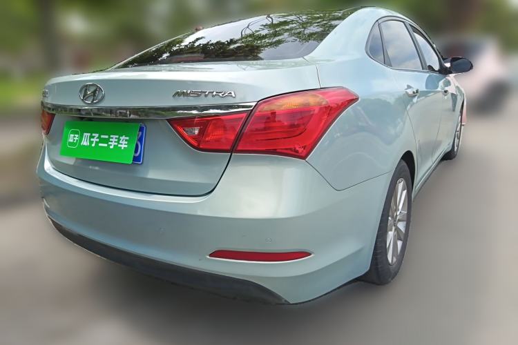 Used Hyundai Mistra 2014 1.8L Automatic Smart GLS Rear Right 45 Deg
