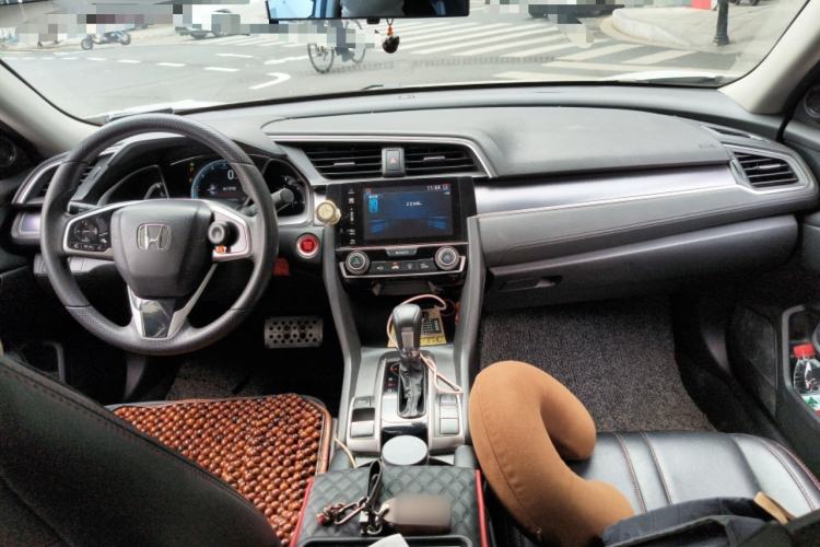 Used Honda Civic 2016 220TURBO CVT Luxury Edition
