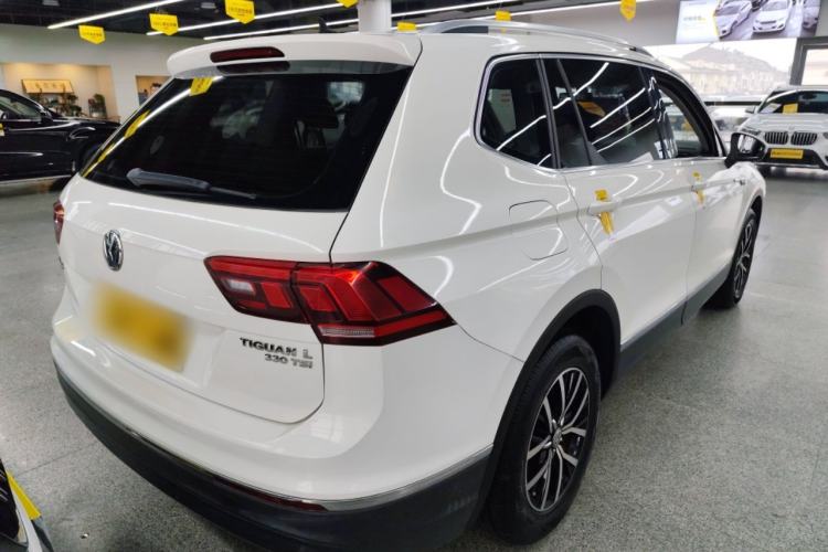 Used Volkswagen Tiguan L 2017 330TSI Automatic Two-Wheel Drive Comfort Edition Rear Right 45 Deg