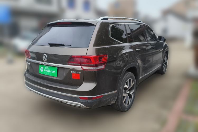 Used Volkswagen Teramont 2017 380TSI Four-Wheel Drive Luxury Edition Rear Right 45 Deg