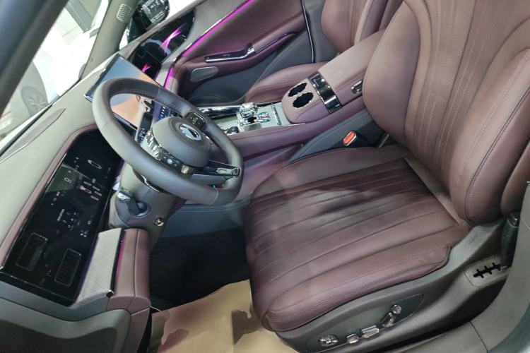 Used Denza Z9GT 2024 1100 Four-Wheel Drive Ultra Version
