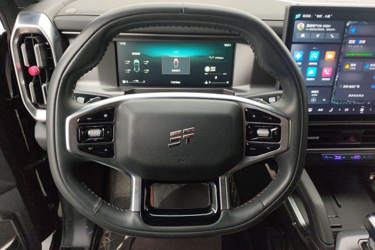 Used JETOUR Traveler 2024 2.0T All-Wheel-Drive Silver Dragon Wings