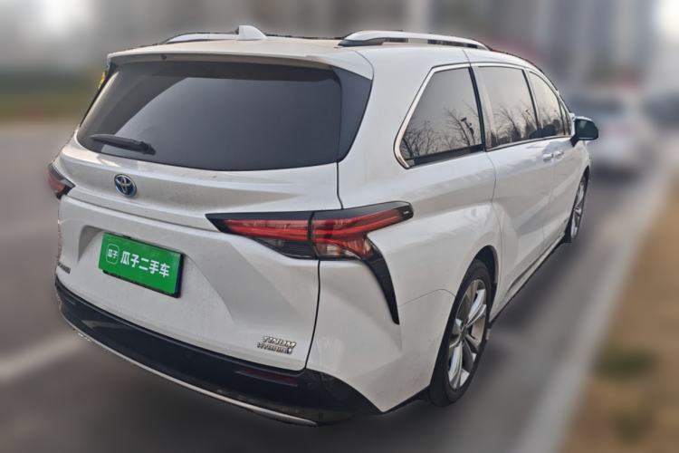 Used Toyota SIENNA 2021 2.5L Hybrid Platinum Edition