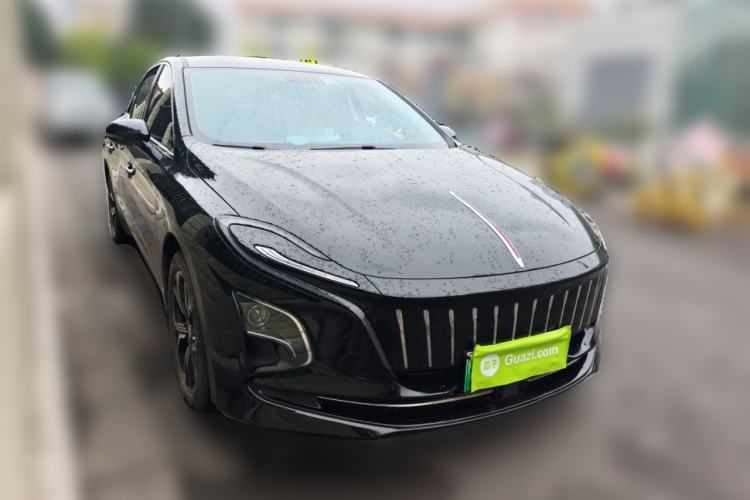 Used Hongqi E-QM5 2023 Base Travel Edition Front Right 45 Deg