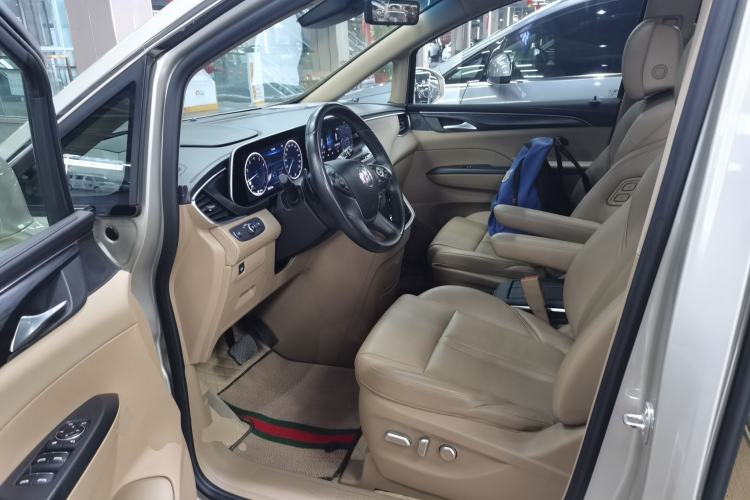 Used Buick GL8 2020 ES Land Cruiser 653T Luxury Model
