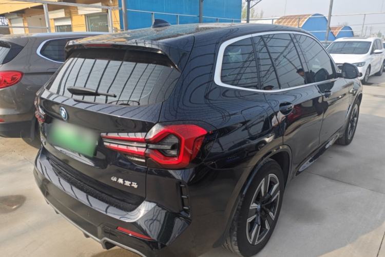 Used BMW iX3 2022 Updated Leading Version
