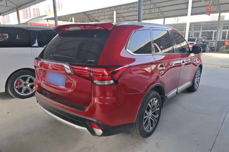 Used Mitsubishi Outlander 2016 2.4L 4x4 Elite Edition 5 Seats