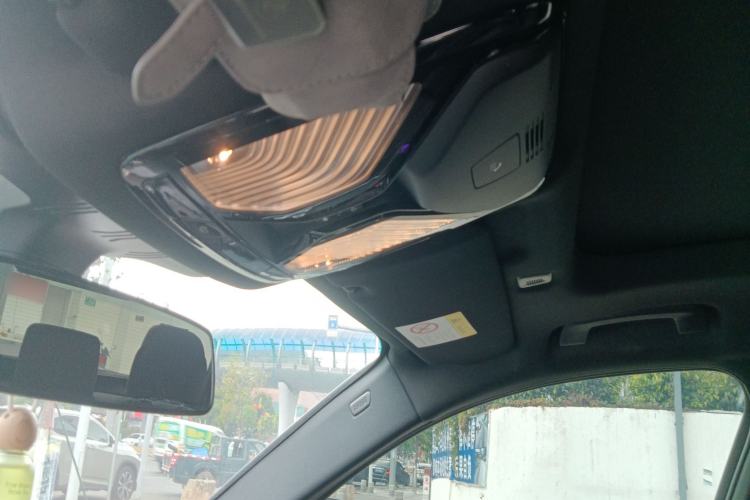 Used BMW 5 Series 2021 Facelifted 530Li Leading Edition M Sport Package
