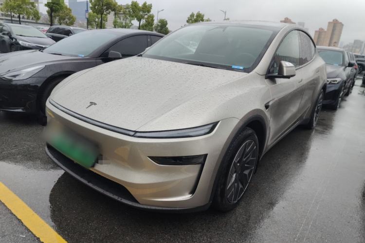 Used Tesla Model Y L 2025 Model Long-Range All-Wheel-Drive Version