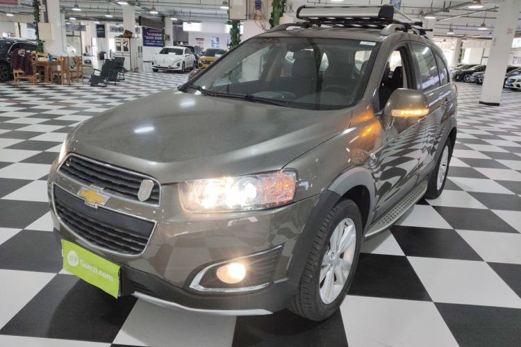 Used Chevrolet Captiva 2015 2.4L 4x4 Flagship Edition 7-Seater