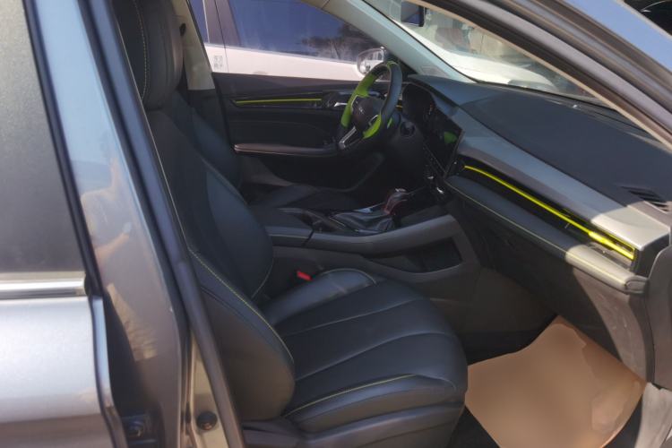 Used Roewe i5 2021 Revised Version 1.5L CVT Diamond Edition
