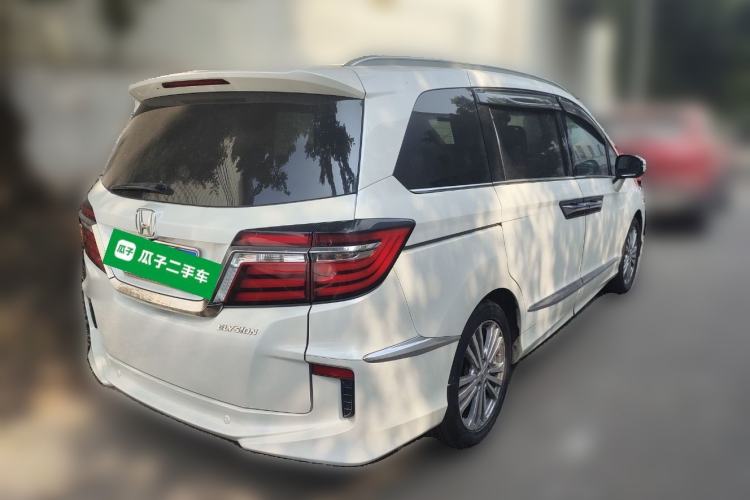 Used Honda Elysion 2016 2.4L Supreme Edition Rear Right 45 Deg