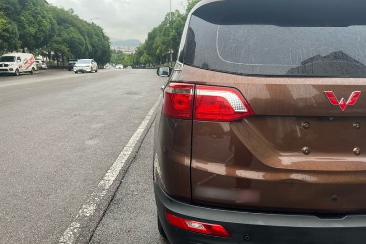 Used Wuling Hongguang S3 2018 1.5L Manual Comfort Model China V Standard
