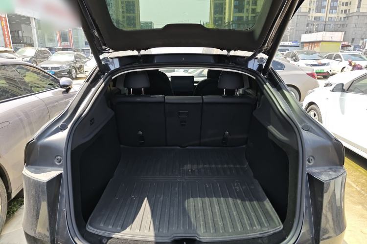 Used Tesla Model Y 2025 Rear-Wheel Drive First Edition
