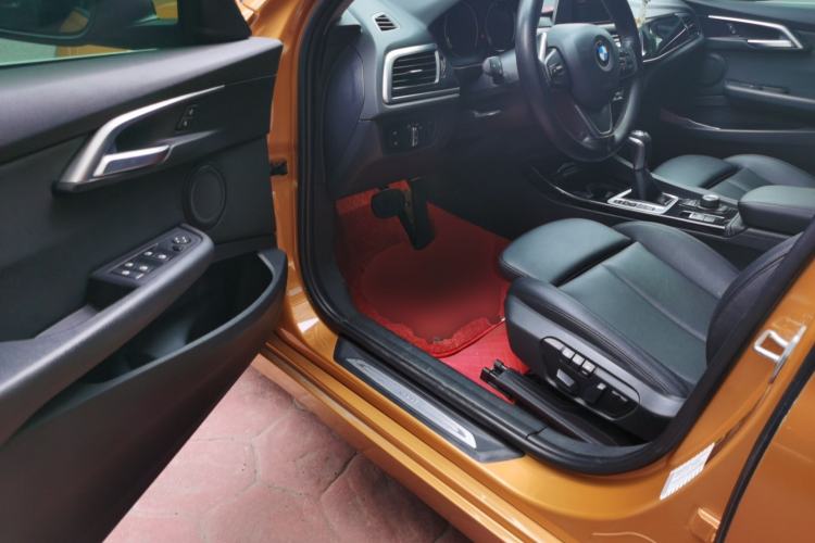 Used BMW 1 Series 2017 118i Sport Edition Driver Seat