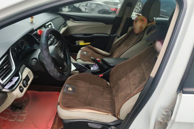 Used Buick GT 2015 15N Automatic Elite Version Left Front Seat