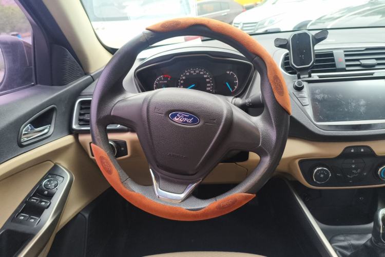 Used Ford Escort 2015 1.5L Manual Comfort Model Steering Wheel