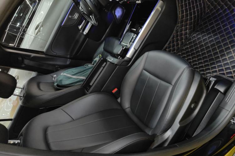 Used Mercedes-Benz GLB 2022 GLB 220 Dynamic Edition Right Front Seat