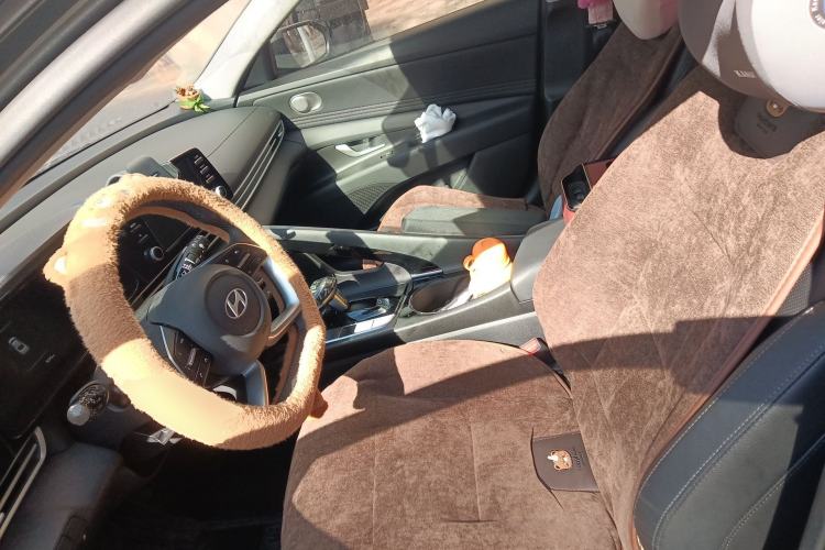 Used Hyundai Elantra 2023 1.5L CVT GLX Elite Edition Left Front Seat