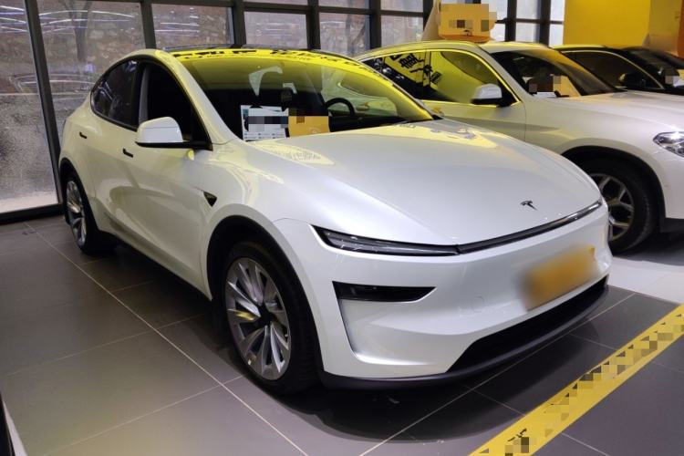 Used Tesla Model Y 2025 Rear-Wheel Drive First Edition