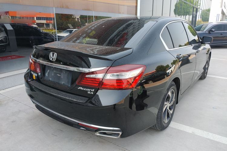 Used Honda Accord 2016 2.0L Comfort Edition
