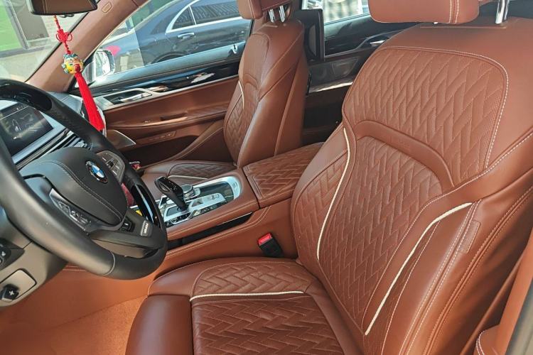 Used BMW 7 Series 2019 740Li xDrive Executive Luxury Package Left Front Seat