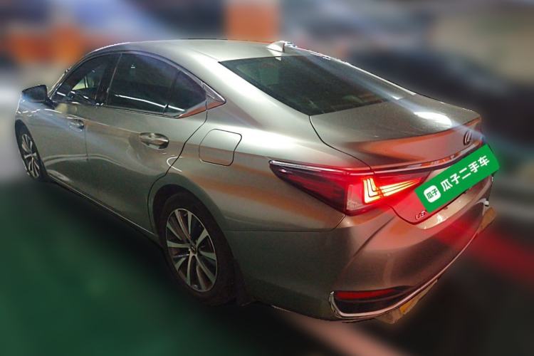 Used Lexus ES 2018 200 Excellence Edition China V Standard Rear Left 45 Deg