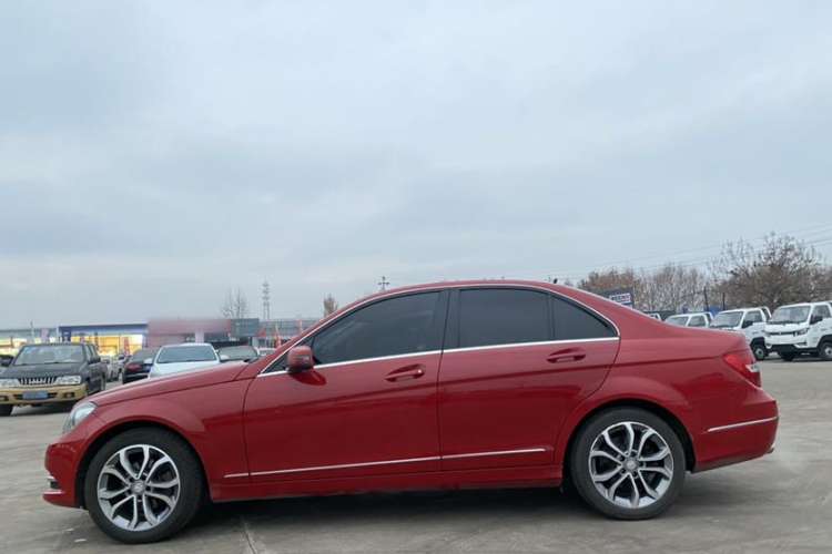 Used Mercedes-Benz C-Class 2013 C 260 CGI Fashion Model