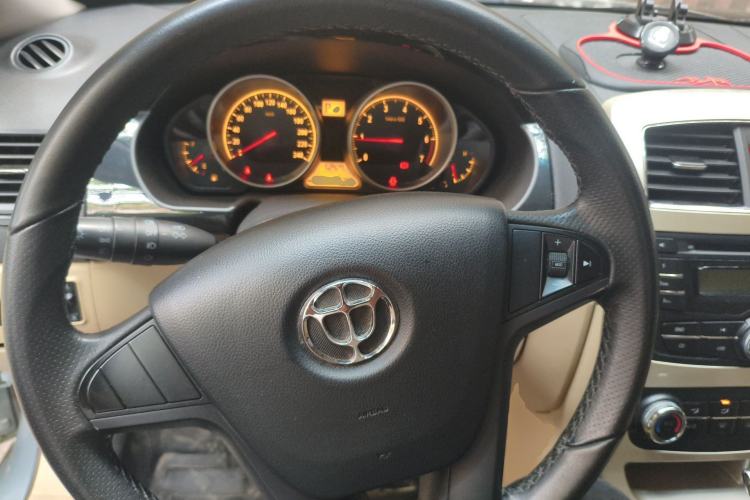 Used Brilliance H330 2013 1.5L Automatic Luxury Model
