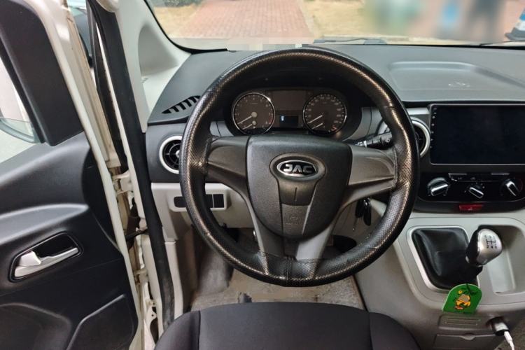 Used JAC Refine M3 2018 1.6L Express Edition 5-seater
