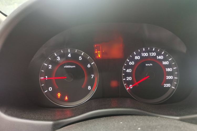 Used Hyundai Verna Ray 2016 1.4L Automatic Leading-Edge GLX
