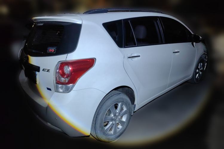 Used Toyota Verso 2014 Starlight 180E CVT Elite Edition Rear Right 45 Deg