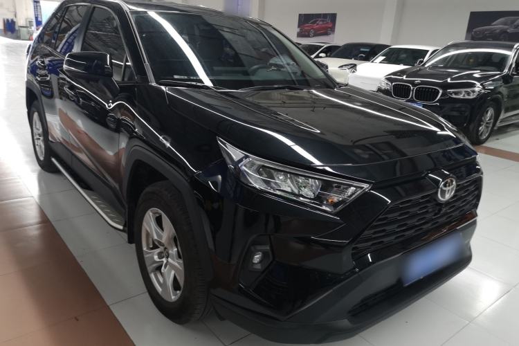 Used Toyota RAV4 2023 2.0L CVT Two-Wheel Drive Urban Edition
