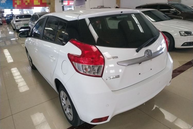 Used Toyota YARiS L Zhi Xuan 2015 1.5E Automatic Charm Edition