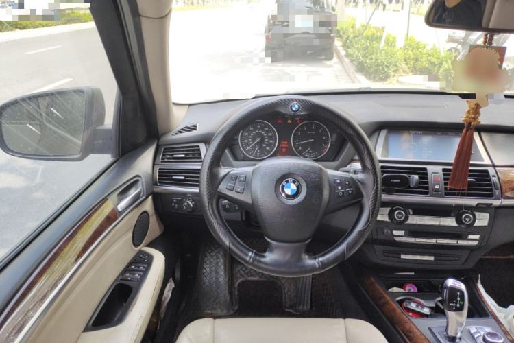 Used BMW X5 2010 3.0si U.S. specification Steering Wheel