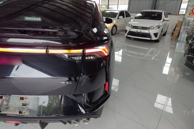 Used Dongfeng Aeolus Yixuan 2021 230T Automatic Zuiying Knight Edition Exterior 3