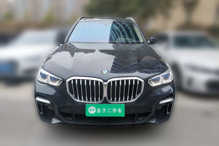 Used BMW X5 2022 xDrive 30Li Luxury M Sport Package
