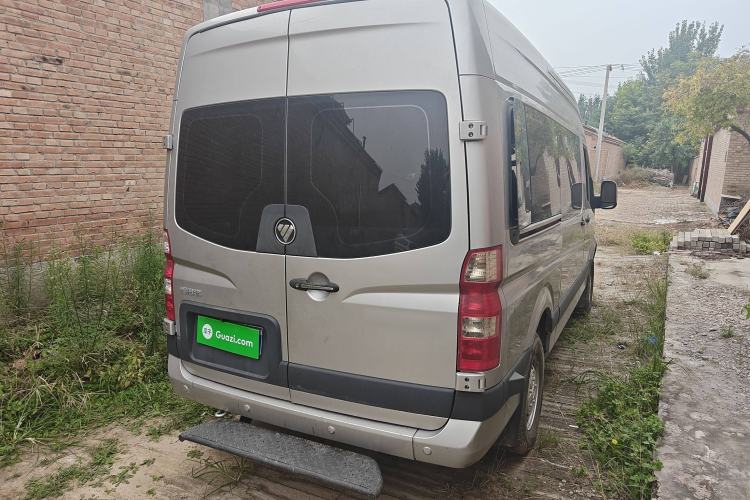 Used Foton Toano 2023 Joy Elephant Multi-Function 2.0T Manual Long-Wheelbase Mid-Roof Model with Single Rear Tire Available in 5/6/7/9-Seater Configurations Rear Right 45 Deg