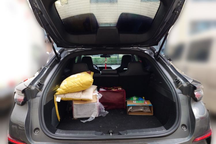 Used CHANGAN UNI-T 2022 1.5T Prestige Version Trunk