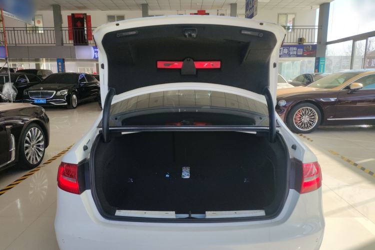 Used Audi A4L 2016 35 TFSI Collector's Edition Automatic Standard Model
