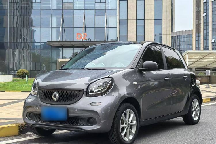 Used smart forfour 2016 1.0L 52 kW Dynamic Edition
