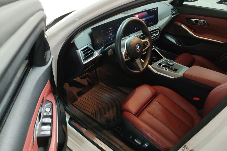 Used BMW i3 2022 eDrive 35 L