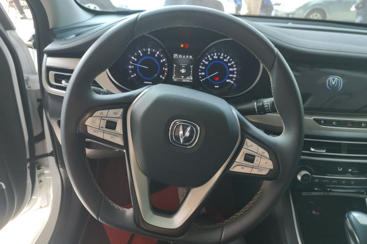 Used CHANGAN Eado 2019 High-Energy Edition 1.6L GDI Automatic Pioneer Model China VI Standard
