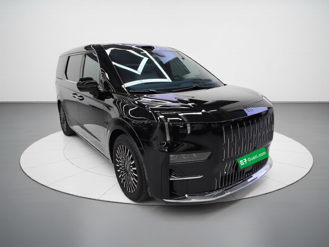 Zeekr 009 2024 7-Seater Walk-Through Version Four-Wheel Drive 108 kWh — снимка 3