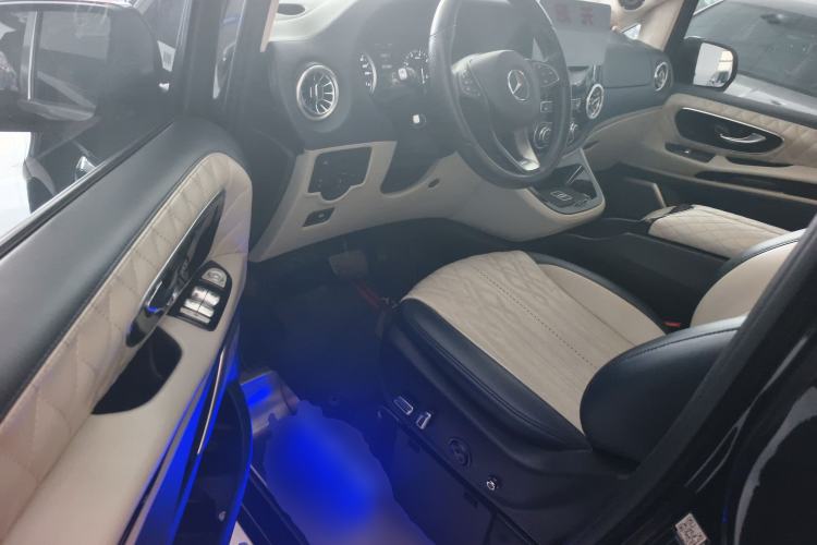 Used Mercedes-Benz Vito 2018 2.0T Business Version China VI Emission Standard
