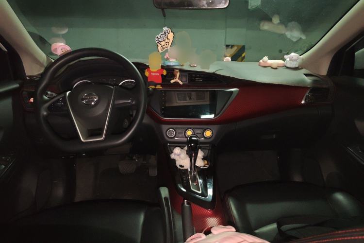 Used Nissan Lannia 2019 1.6L CVT Cool Edition China V Standard Center Console