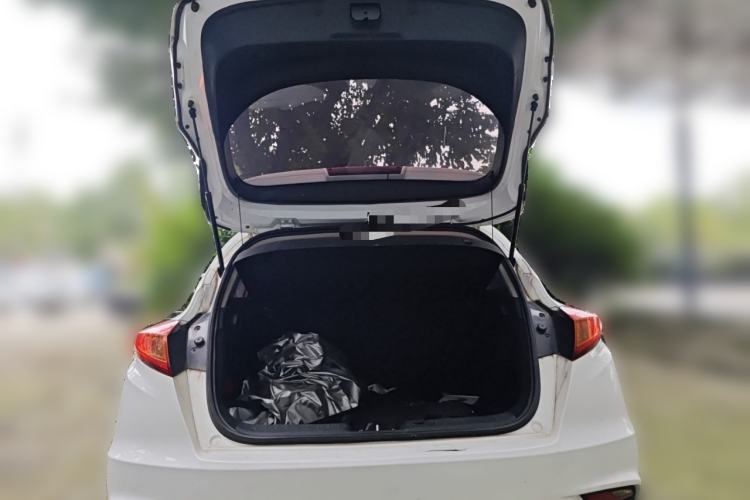 Used Changan Eado 2013 1.6L Manual ZhiKu Model China IV Standard
