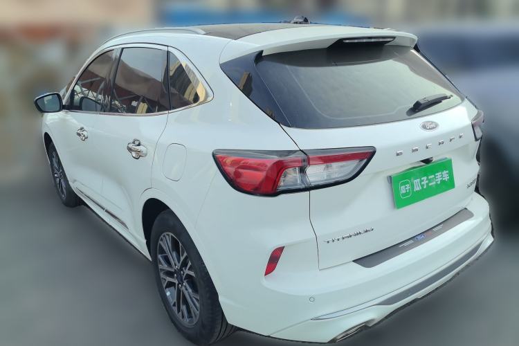 Used Ford Escape 2024 EcoBoost 245 Two-Wheel-Drive Titanium Edition
