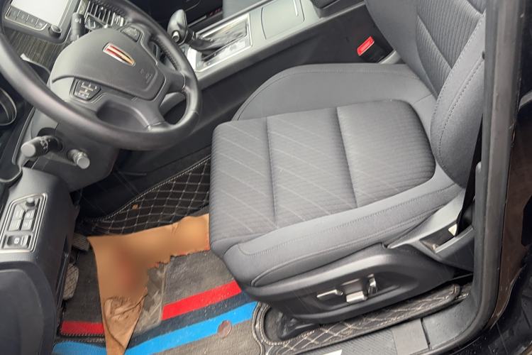 Used Hongqi H7 2017 1.8T Tech Model