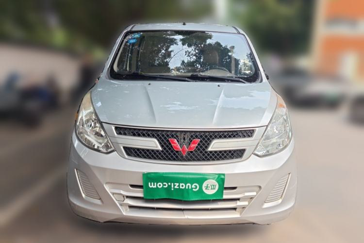 Used Wuling Rongguang V 2018 1.5L Practical Version Front